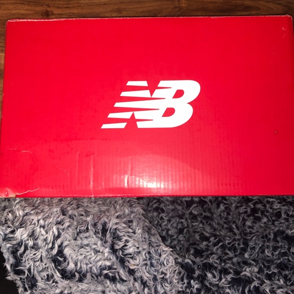 NEW Mens New Balance Black 8.5 Sneakers M413V2 - Picture 10 of 11